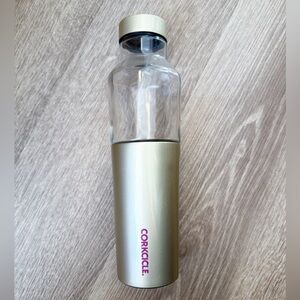 Corkcicle goadd hybrid canteen: insulated stainless steel gold 20oz water bottle